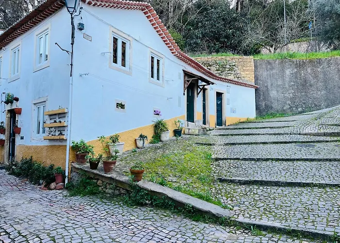 Pe Do Castelo Casinha